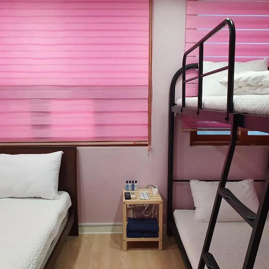 Pensionat Discovery Guesthouse Busan