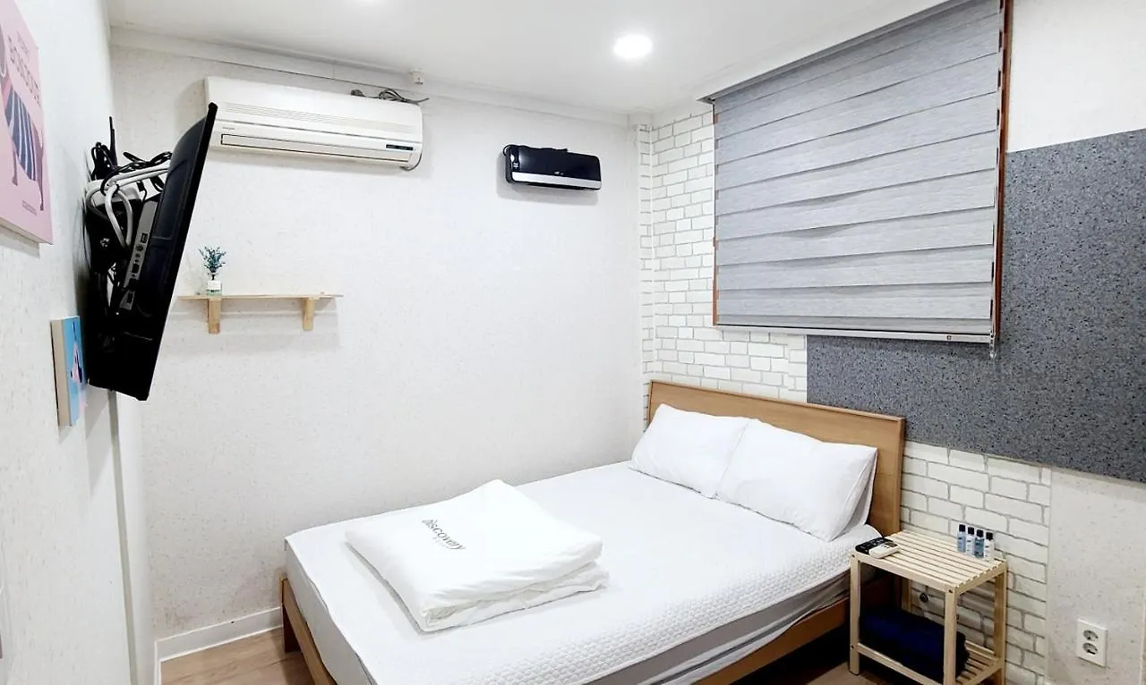 Discovery Guesthouse Busan 0*,